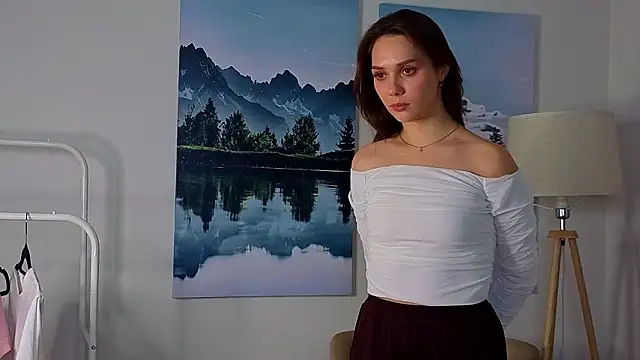 RoseliaLocatelli's cam snapshot