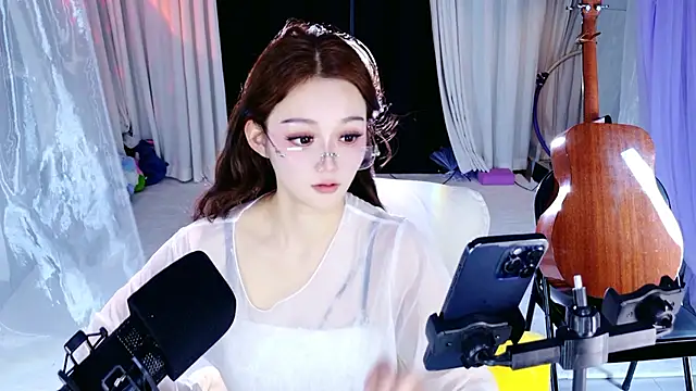 Dancer_Lucky-Nini live sex cam