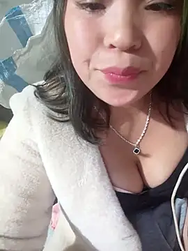 Melylyna's cam snapshot