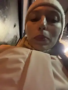 LeiaMood's cam snapshot