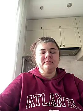 AliceCurlyX live sex cam