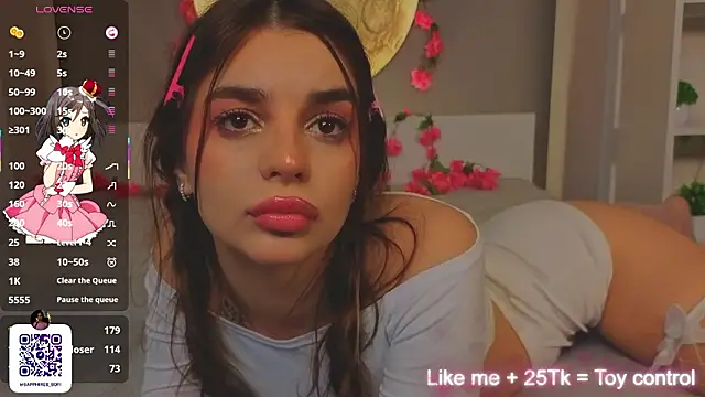 LauraHansil's cam snapshot