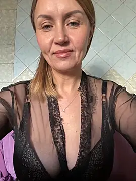 RainyAngel17's cam snapshot