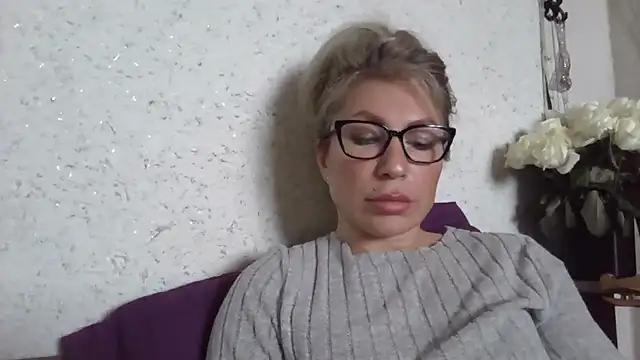 fox_red_lady7's cam snapshot