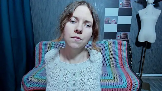 pa1e_pr1ncess's cam snapshot