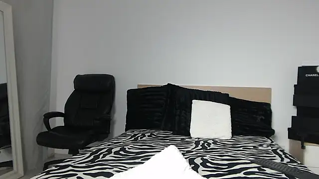 Layla23a's cam snapshot