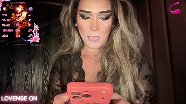 Lo_la_69's cam snapshot