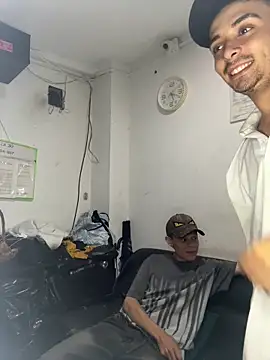 Daddyrich_632 live sex cam