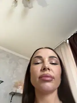 StripBianka's cam snapshot