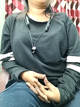 Ananya_34's cam snapshot