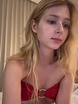 LunaRase's cam snapshot