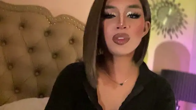 Worldclass_Maxxine_'s cam snapshot