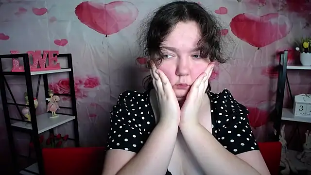 NeonilaLisova live sex cam