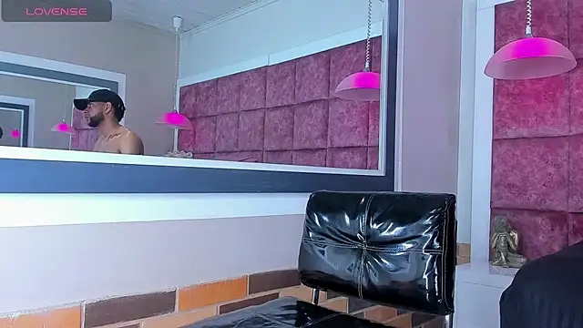 Aiden_Cash7 live sex cam