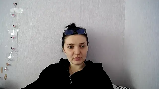 Shiny_gine's cam snapshot