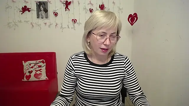 LaurenWishy's cam snapshot