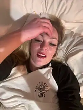 iAmJeNeSy's cam snapshot