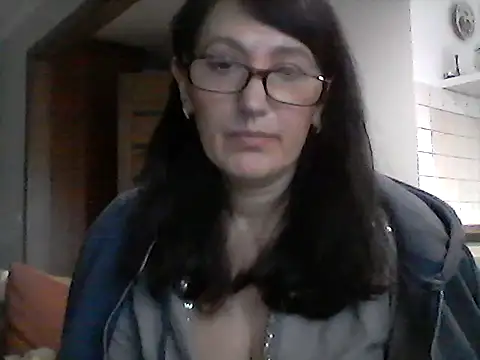 Elena48324's cam snapshot