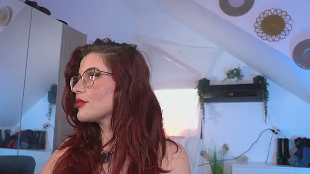 Amaliamour's cam snapshot