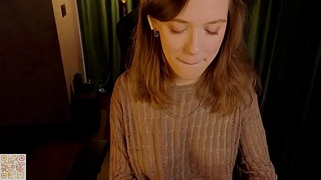 emmasday's cam snapshot