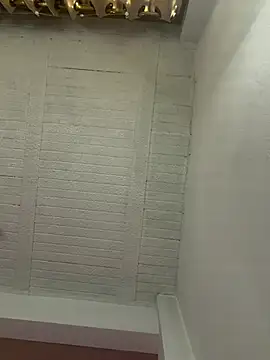 aly_golden_ live sex cam