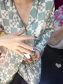 Alone_nothing's cam snapshot