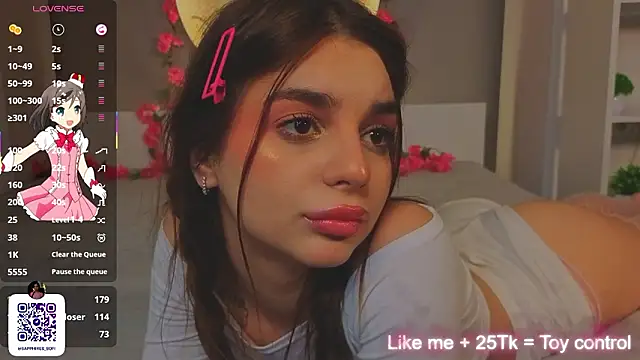 LauraHansil's cam snapshot