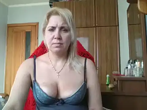 IrinaB1's cam snapshot