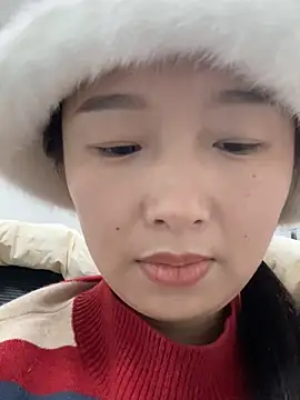 Qrooo's cam snapshot