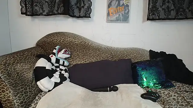 Missy-Dee's cam snapshot