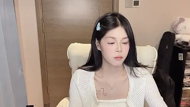 Koi-00's cam snapshot