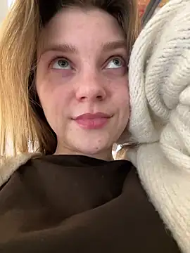 ValenciaShock live sex cam