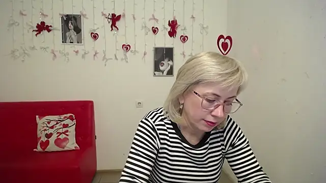 LaurenWishy's cam snapshot