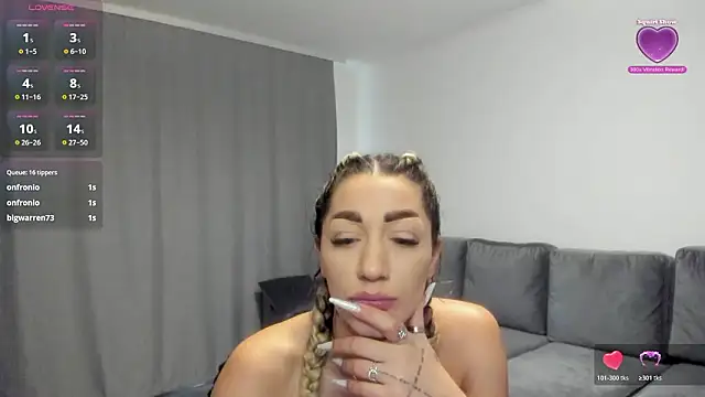 rossana_doll's cam snapshot