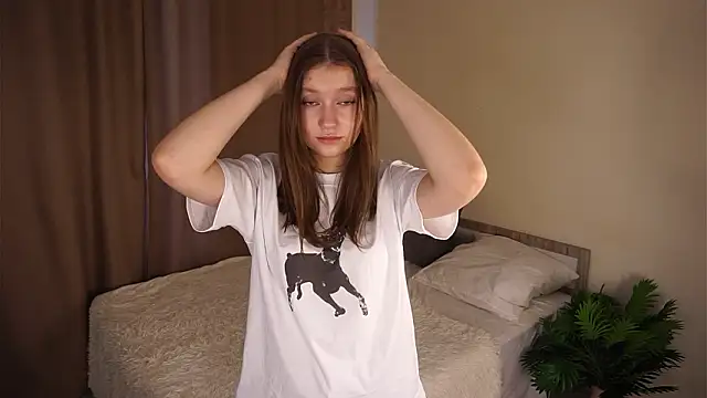 IrenaZeiler's cam snapshot