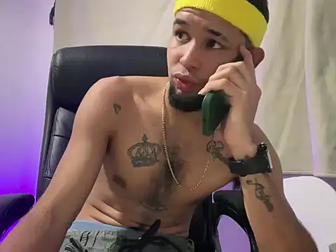 enyel_100's cam snapshot