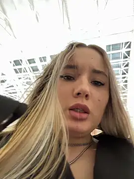 VineraSweet's cam snapshot