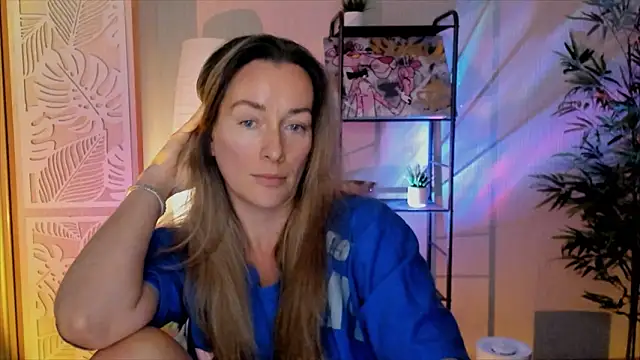 RebeccaMartinez's cam snapshot