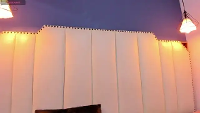 JulitPink's cam snapshot