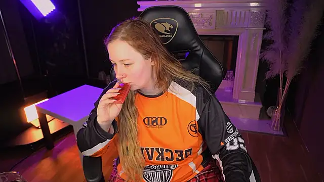 carolina_elf's cam snapshot