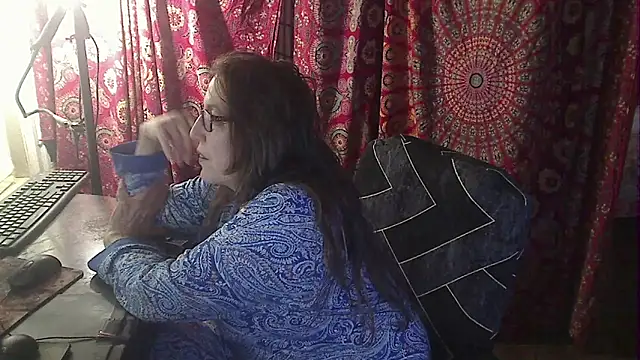 Ireallysquirt live sex cam