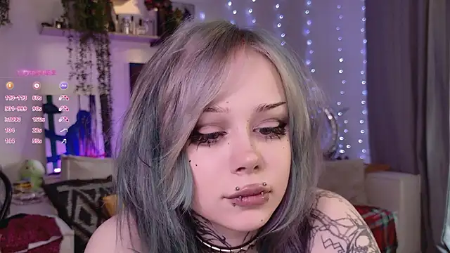 Lollyshy's cam snapshot