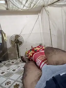 PIG_FUCKER_DADDY live sex cam