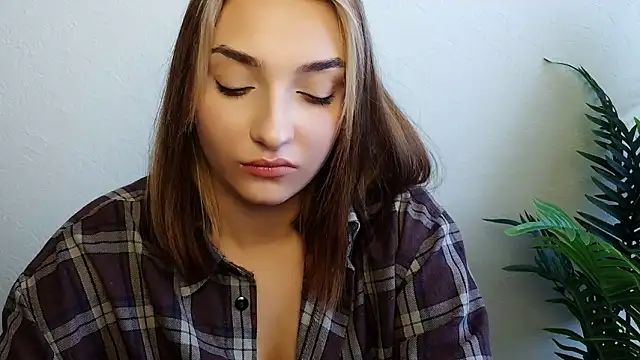 veryshygirl's cam snapshot