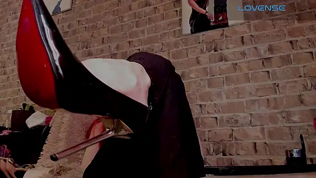 MrsVenus's cam snapshot