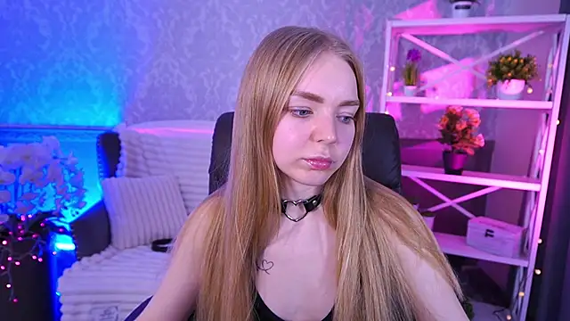 EmilySunshineS's cam snapshot