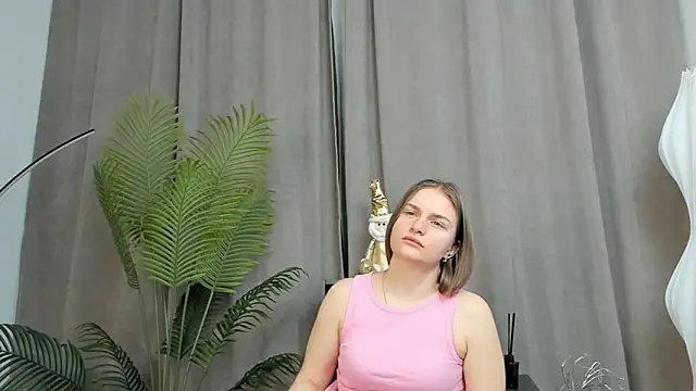 PhoebeTomerlin's cam snapshot