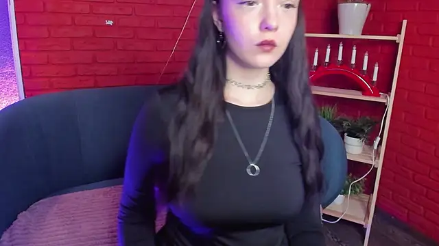 Emily_tender's cam snapshot