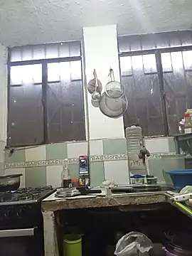 Pupi-Lanegra live sex cam