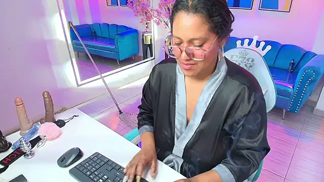 Alondra_gomexxx's cam snapshot